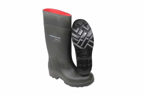 Dunlop Purafort Soft Toe Boot. This is a soft toe boot great for spring, summer, fall and all year barn work. Sold in Canada by Zuidervaart Agri-Import Ltd.